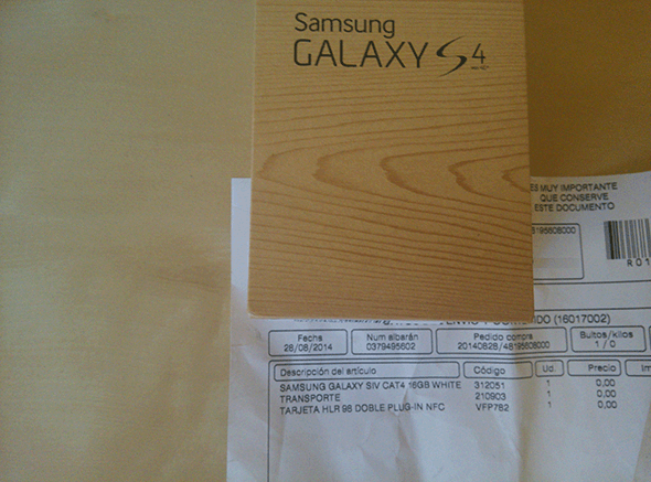 [VENDO] Samsung S4 I9506 Precintado!!! Vodafone con codigo de liberacion!!!